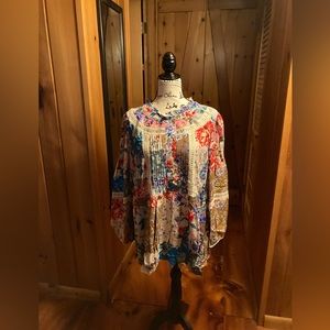 Women’s peasant type blouse